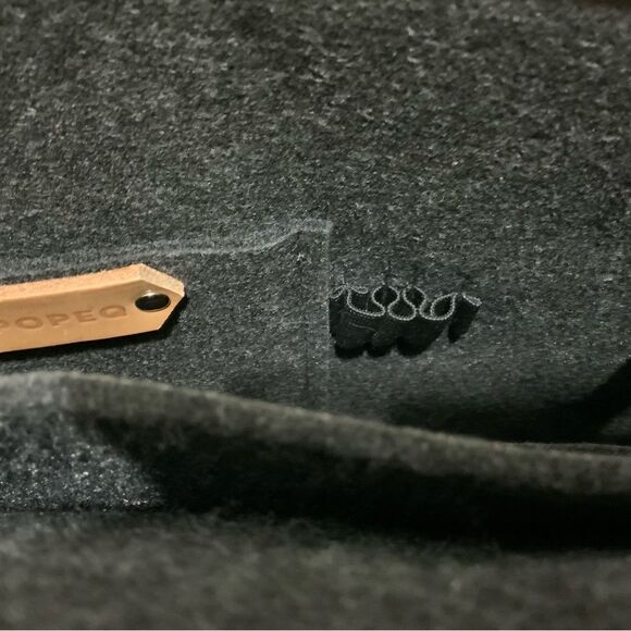 Popeq gray flannel wool handcrafted bag with red leather strap - Picture 8 of 10